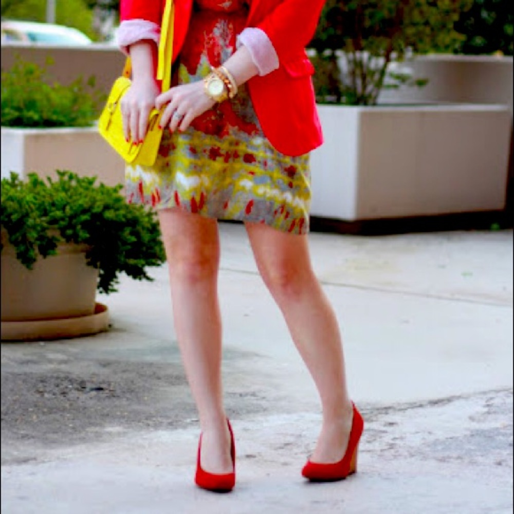 BNWB Via Spiga Red Farley Pumps Suede Wedges